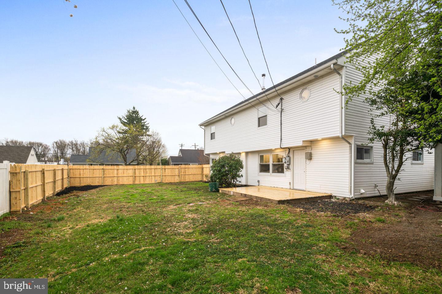 2 Long Loop Road Levittown, PA 19056 - Photo 26 of 29 Back Yard