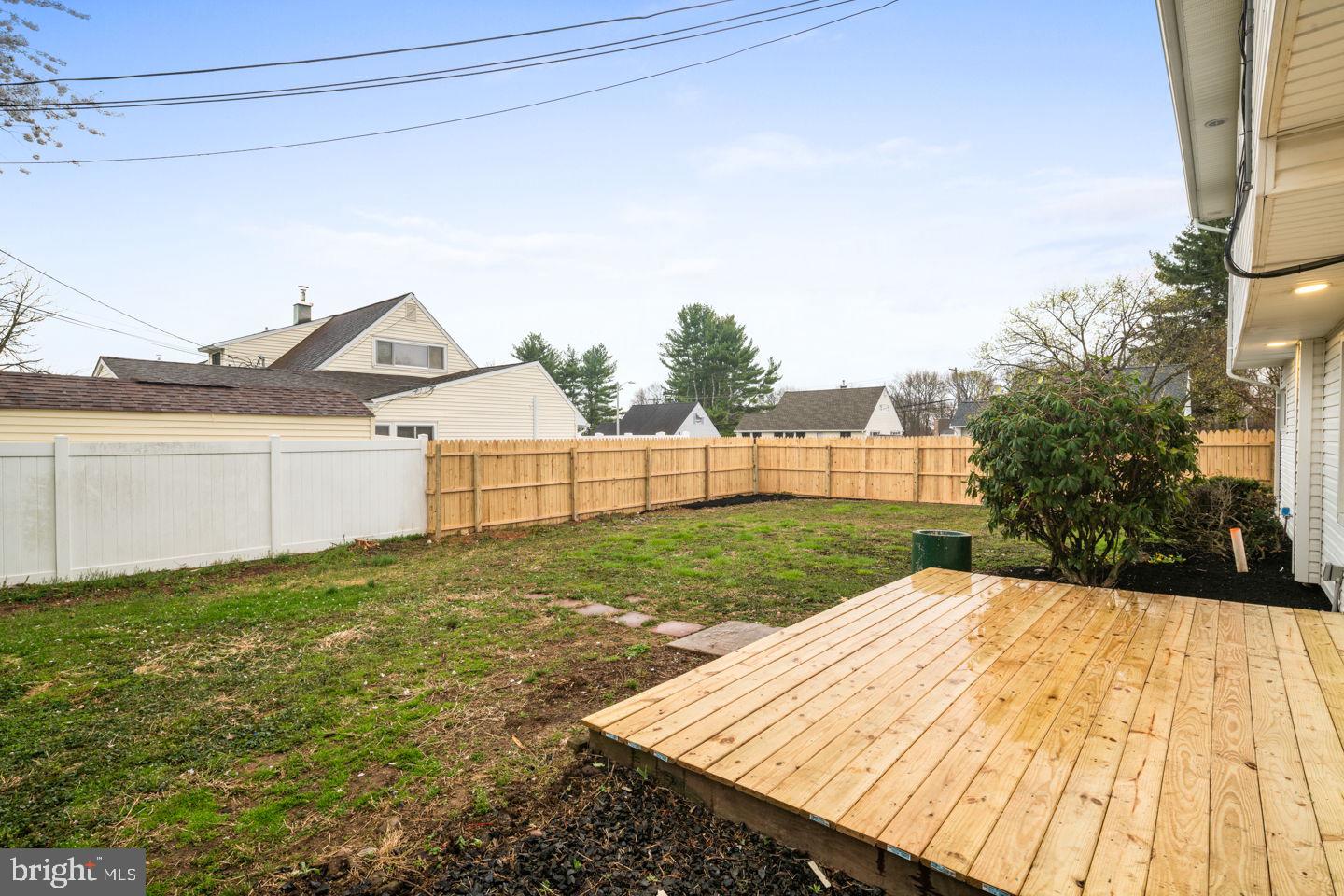 2 Long Loop Road Levittown, PA 19056 - Photo 28 of 29 Back Yard