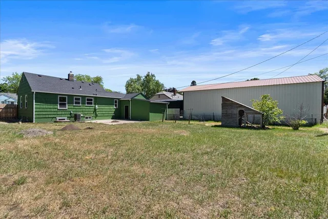 $424,999 | 1403 North Farr Road, Spokane, WA 99206
