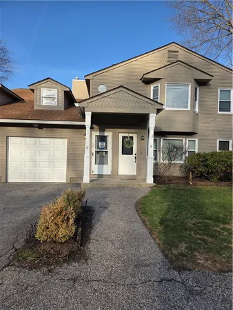 $314,900 | 38 Stone Trail, Unit D, North Providence, RI 02904
