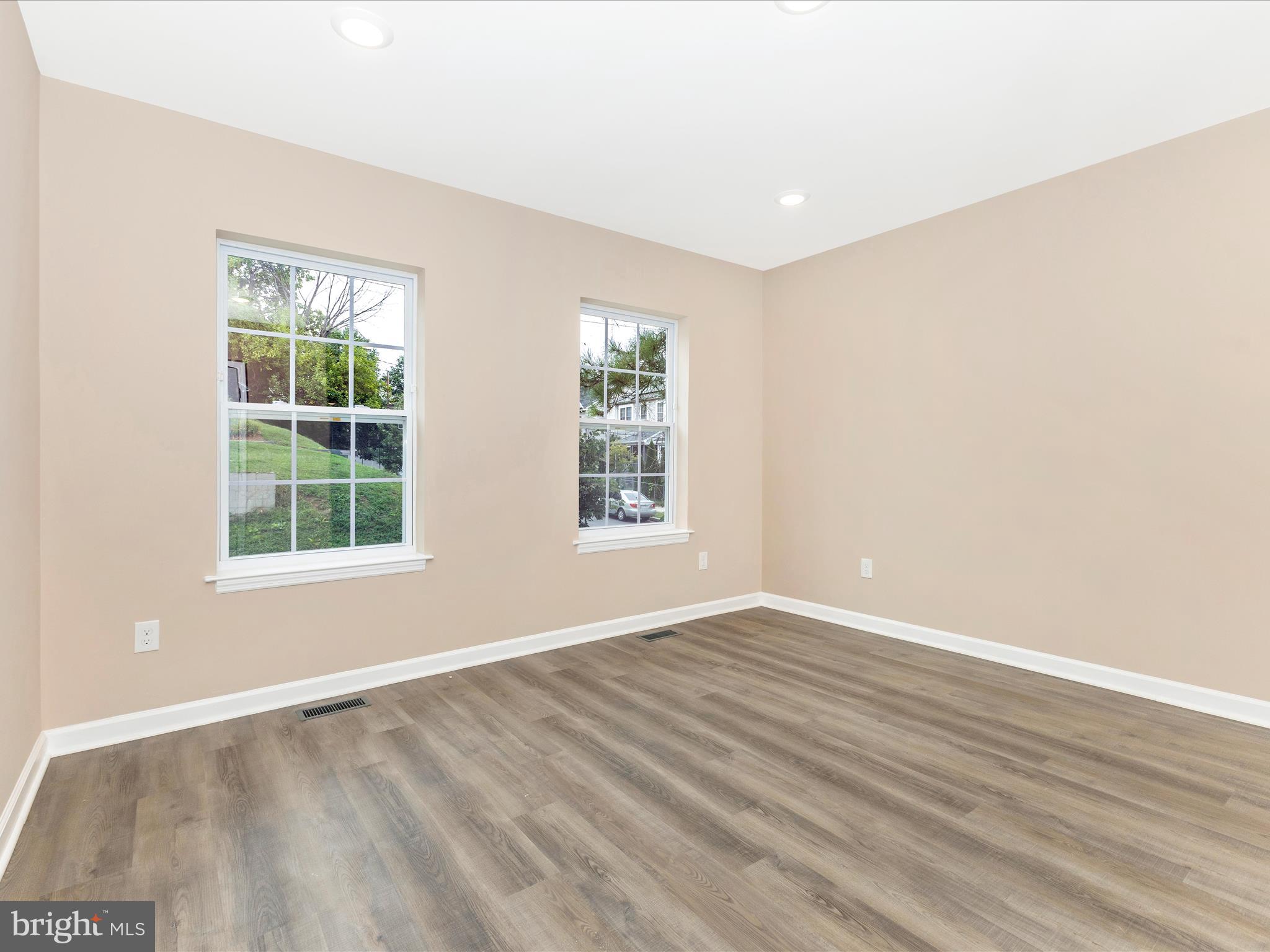 4820 Hayes Street Northeast Washington, DC 20019 - Photo 22 of 52 Primary Bedroom