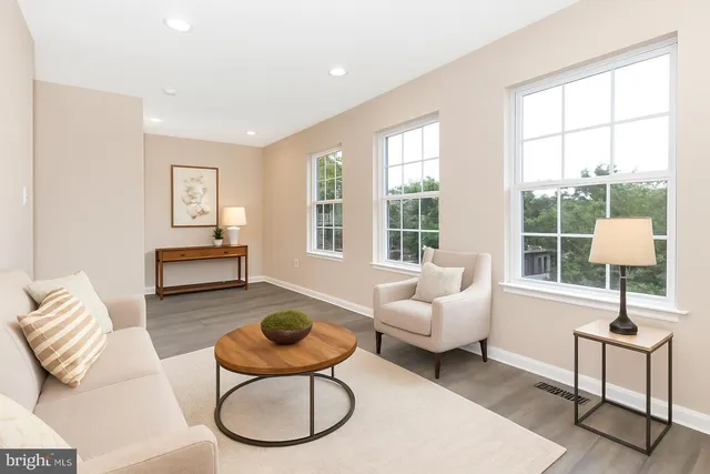 $699,999 | 4820 Hayes Street Northeast, Washington, DC 20019