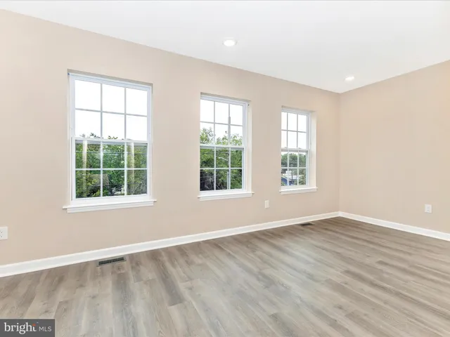 $699,999 | 4820 Hayes Street Northeast, Washington, DC 20019