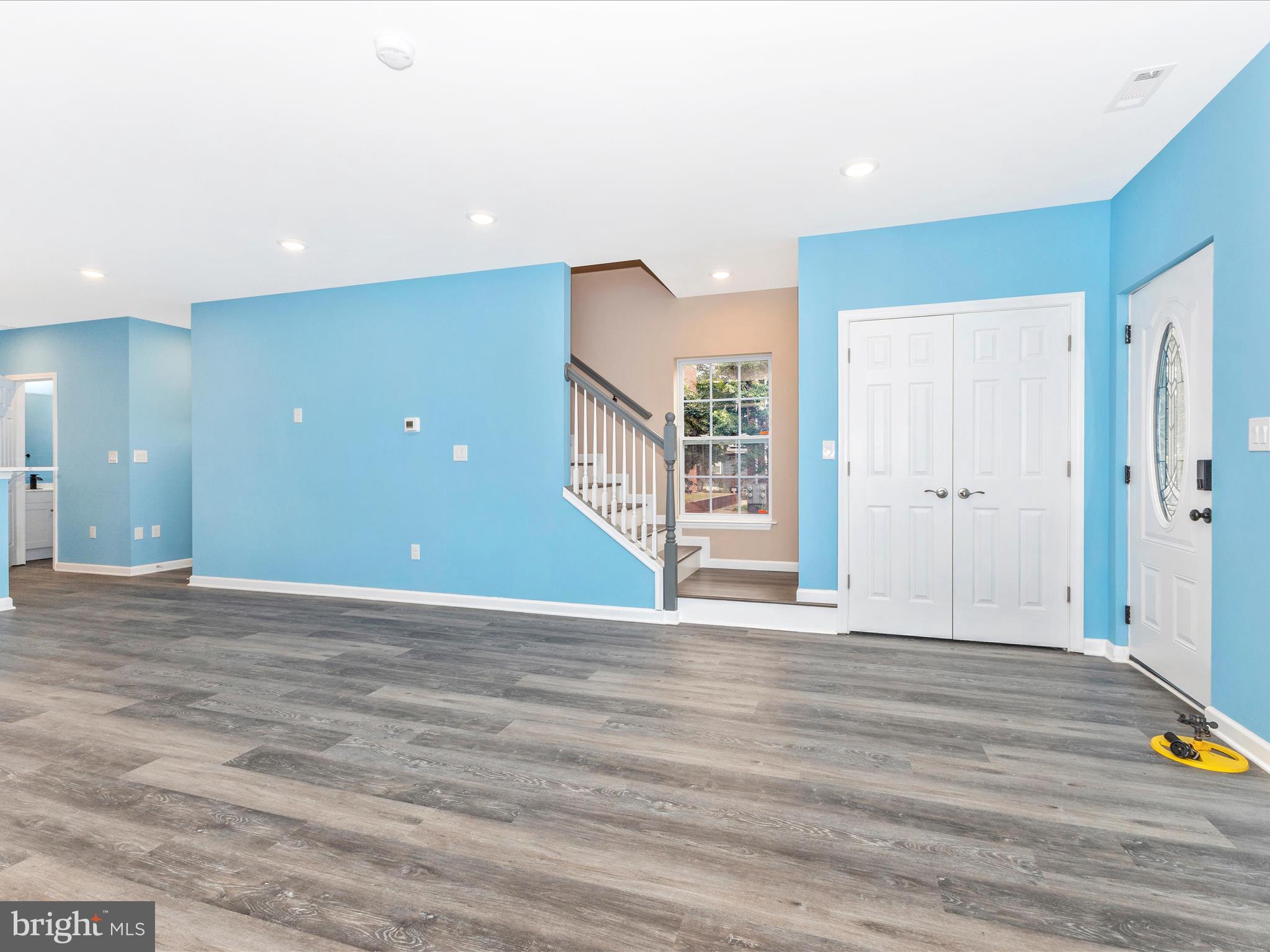 4820 Hayes Street Northeast Washington, DC 20019 - Photo 10 of 52 Living Area
