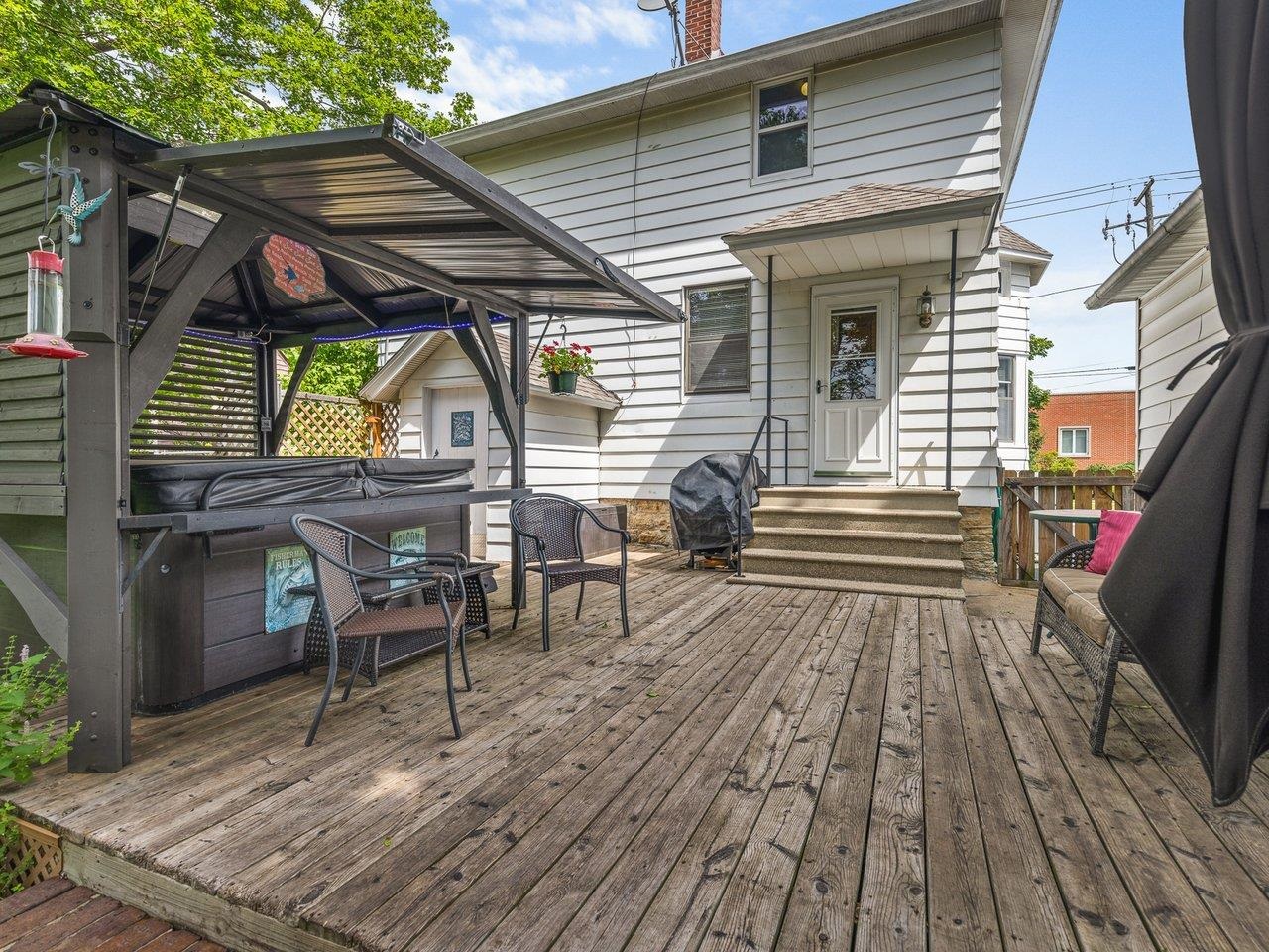 250 Edward Street Sycamore, IL 60178 - Photo 26 of 31 a view of backyard with sitting area