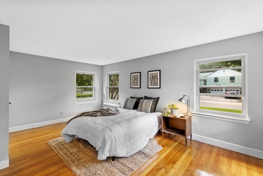 15 Arnold Road Stoneham, MA 02180 - Photo 18 of 23 Gallery Image 18