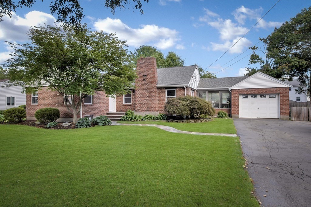 15 Arnold Road Stoneham, MA 02180 - Photo 2 of 23 Gallery Image 2