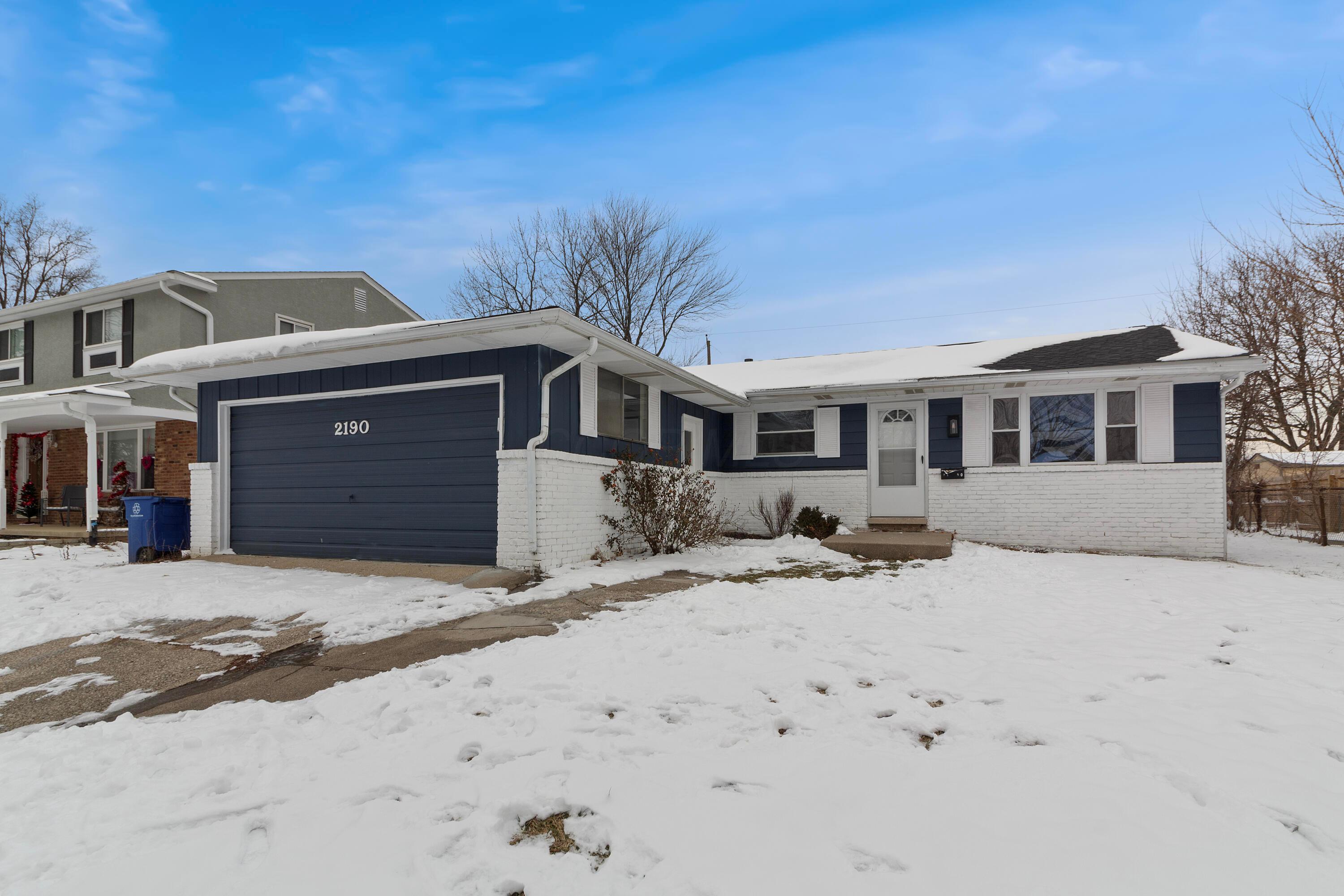 2190 Balmoral Rd (1)