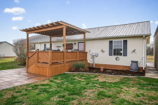 $315,000 | 1445 Tom Grissom Road, Morrison, TN 37357