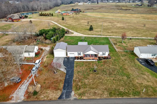 $315,000 | 1445 Tom Grissom Road, Morrison, TN 37357