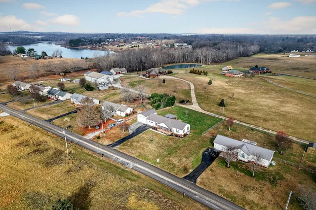 $315,000 | 1445 Tom Grissom Road, Morrison, TN 37357