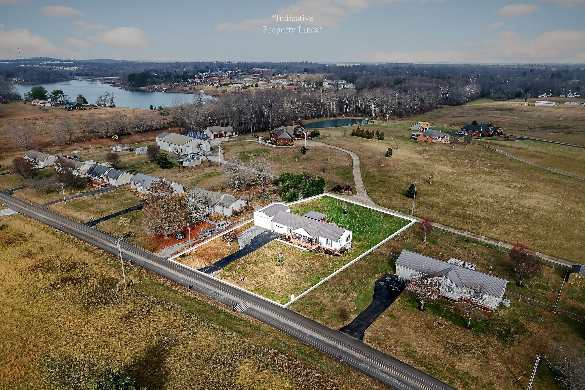 1445 Tom Grissom Road Morrison, TN 37357 - Photo 40 of 42 an aerial view of a residential houses with outdoor space