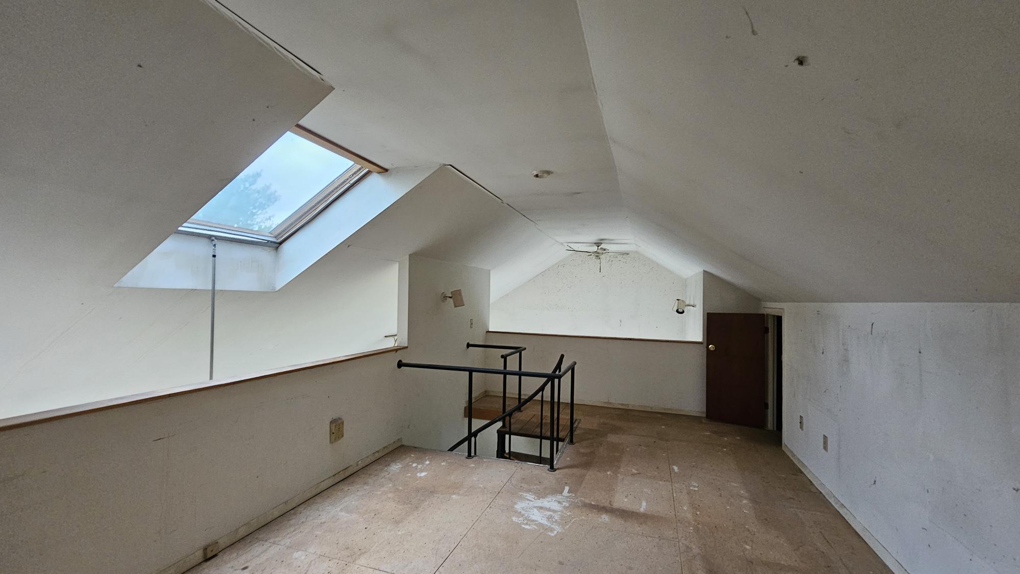 37 Cobb Road Camden, ME 04843 - Photo 19 of 42 20260519_172118