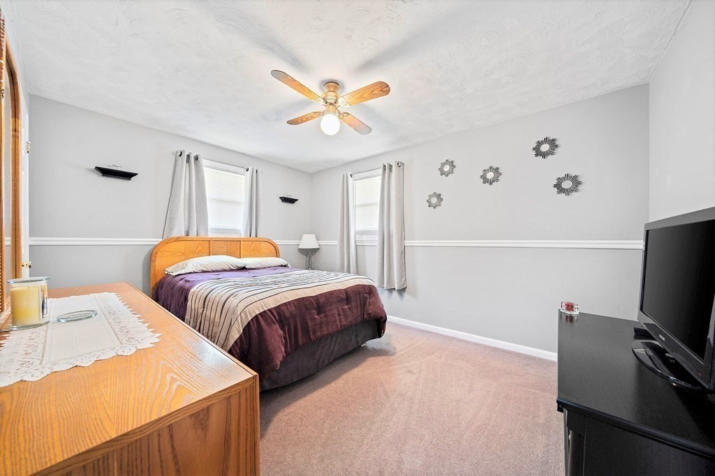 54 Roseen Road Holbrook, MA 02343 - Photo 14 of 21
