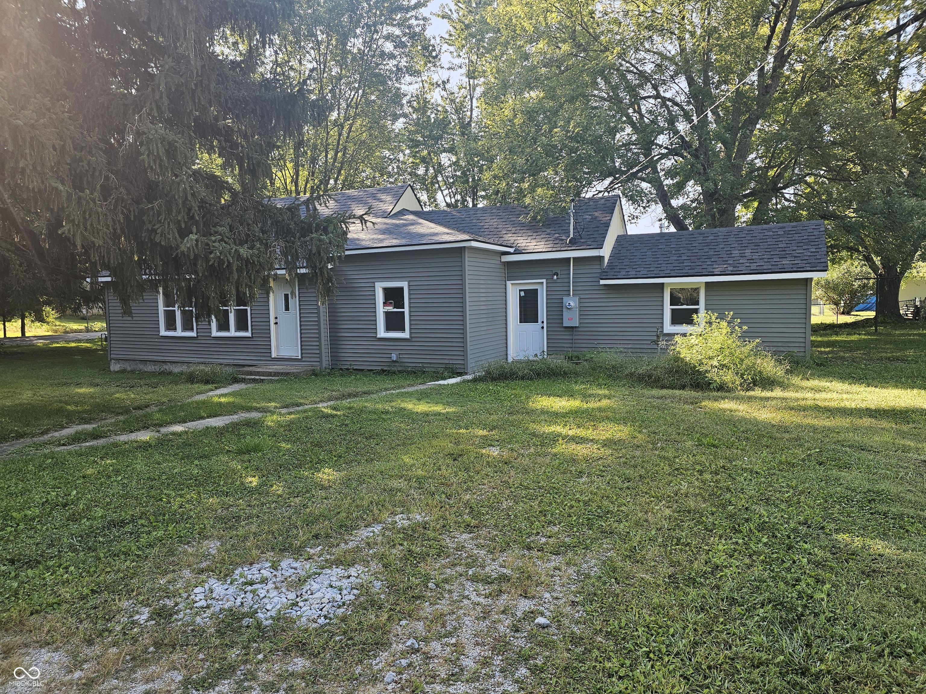 1001 West 3rd Street Alexandria, IN 46001 - Photo 1 of 17