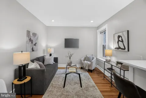 $520,000 | 2510 Cliffbourne Place Northwest, Unit 300, Washington, DC 20009
