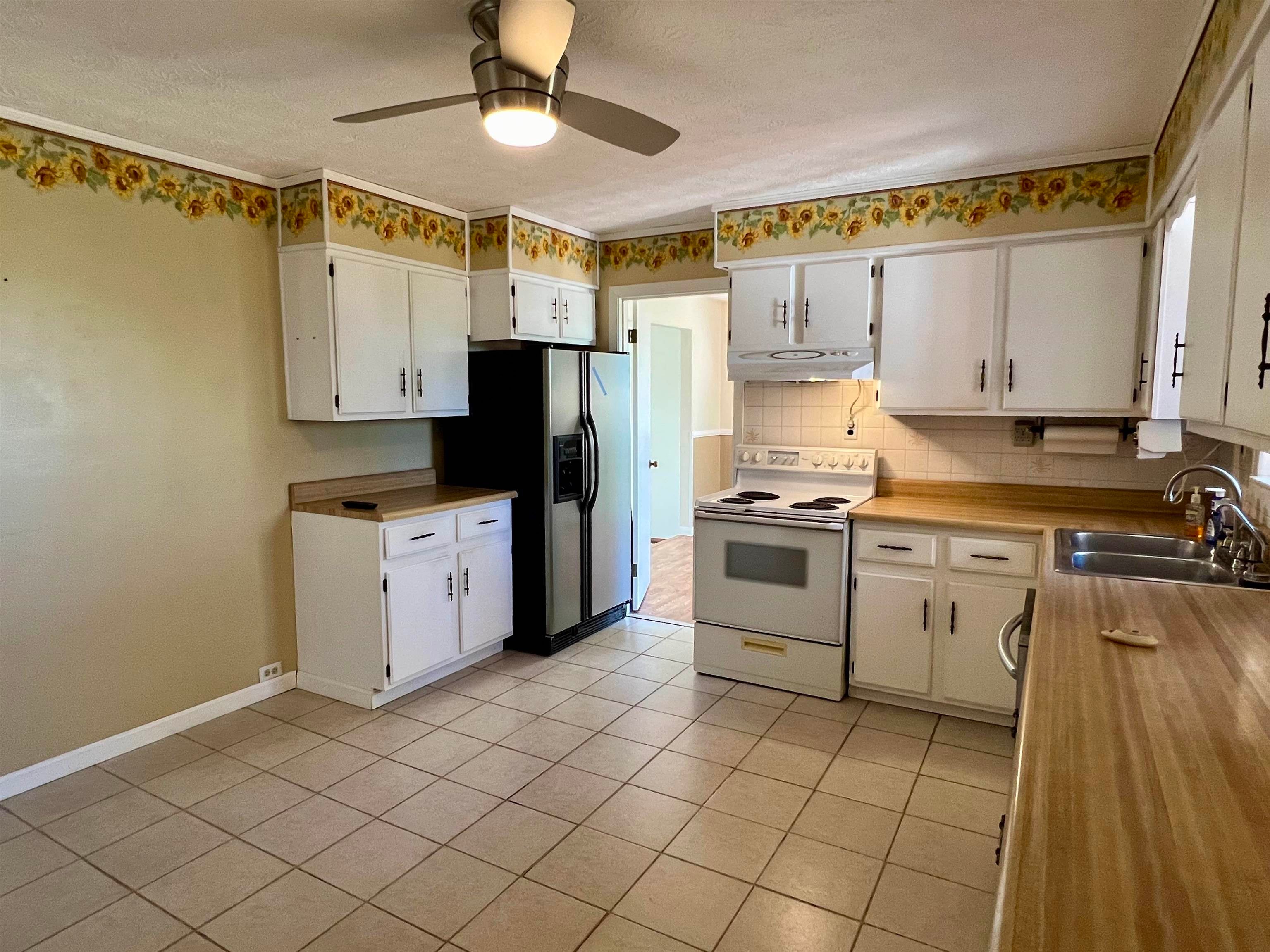3090 Taymor Road Huntington, WV 25701 - Photo 6 of 20 Gallery Image 6