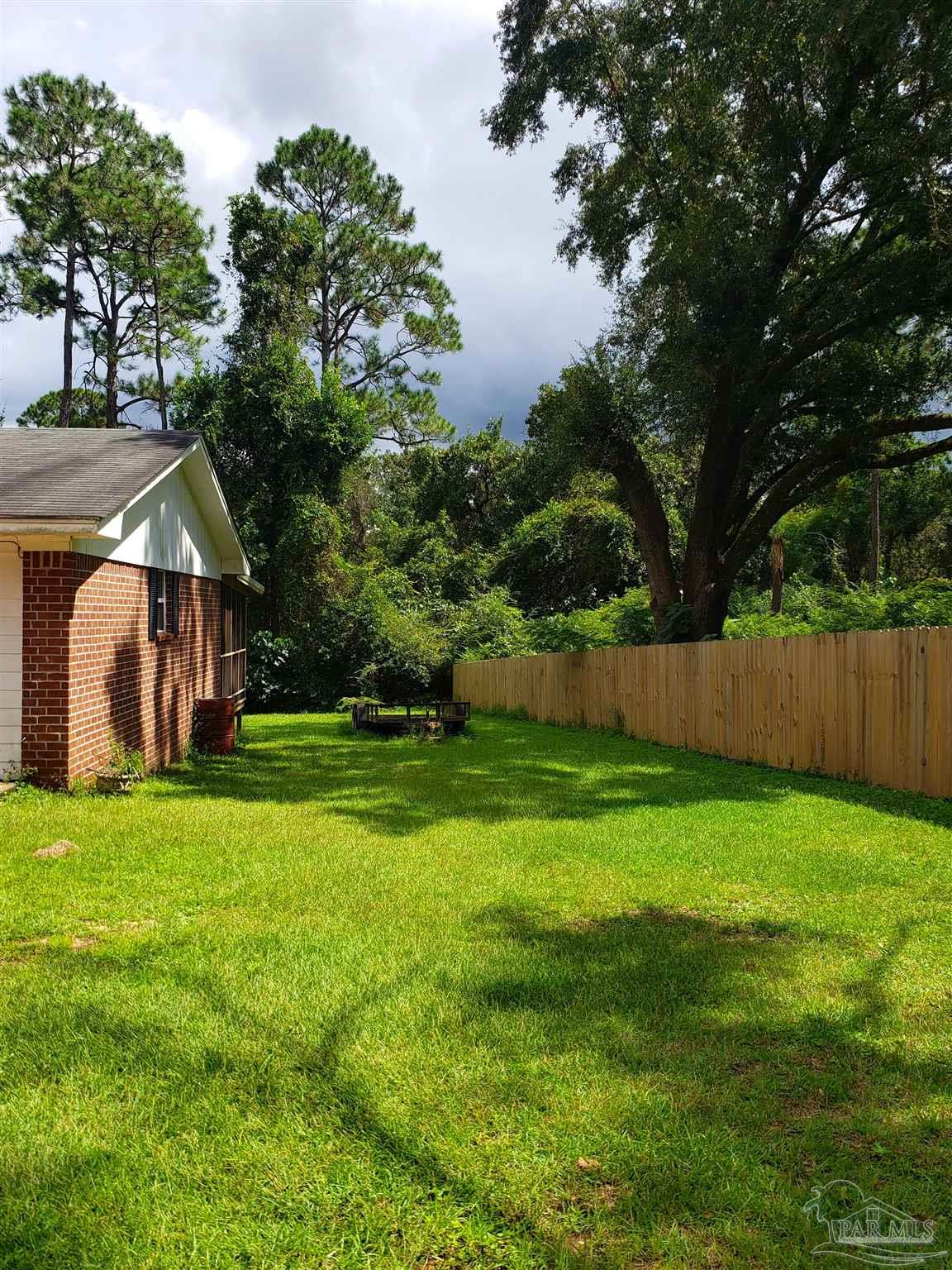 1020 Conference Road Cantonment, FL 32533 - Photo 23 of 25 Gallery Image 23