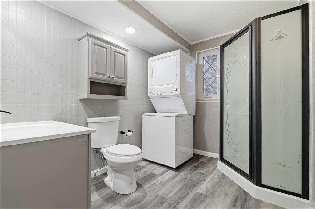 327 East Bruceton Road Pittsburgh, PA 15236 - Photo 18 of 49 1st floor full bath and laurdry