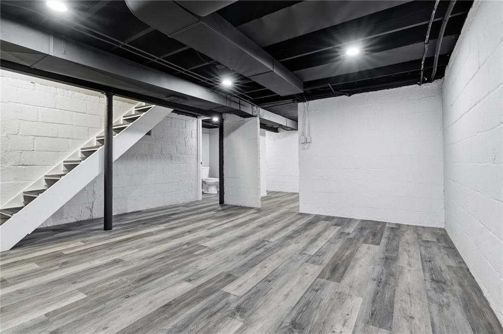 327 East Bruceton Road Pittsburgh, PA 15236 - Photo 33 of 49 Gallery Image 33