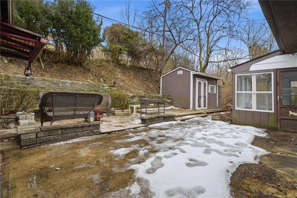 327 East Bruceton Road Pittsburgh, PA 15236 - Photo 39 of 49 Gallery Image 39