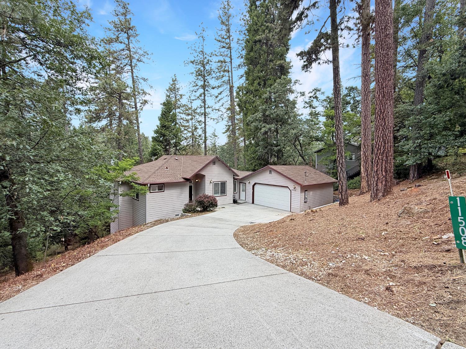 11508 Ragan Way Grass Valley, CA 95949 - Photo 6 of 46