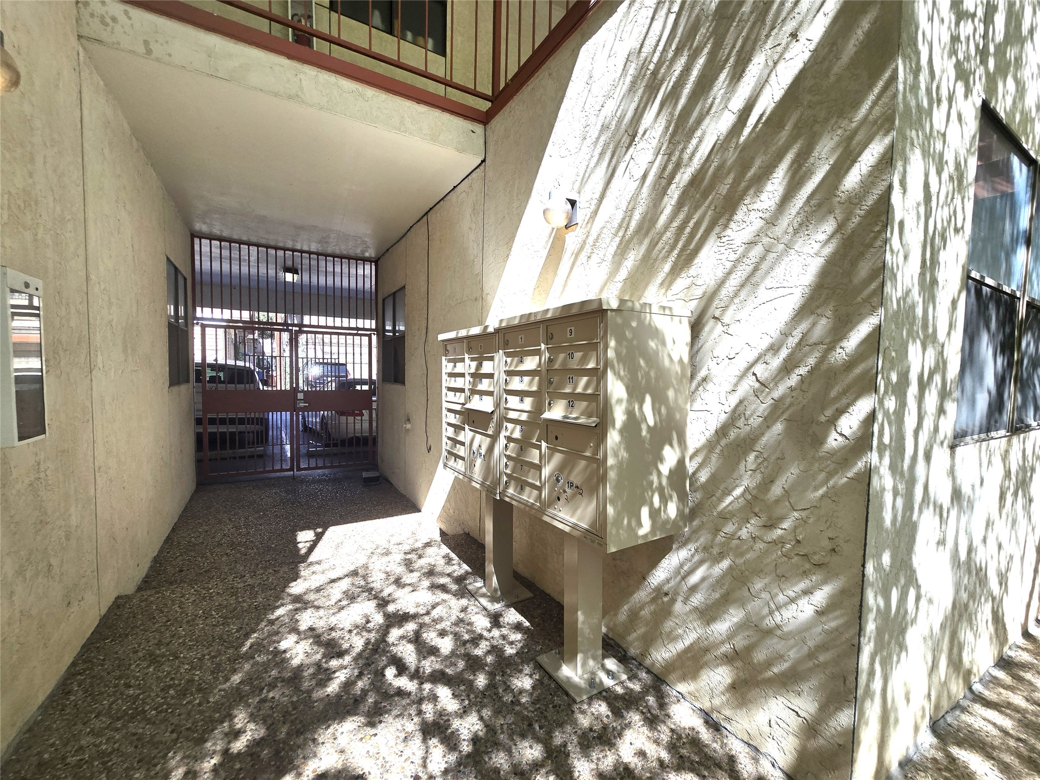 706 West 22nd Street, Unit 307 Austin, TX 78705 - Photo 20 of 20 a view of entryway