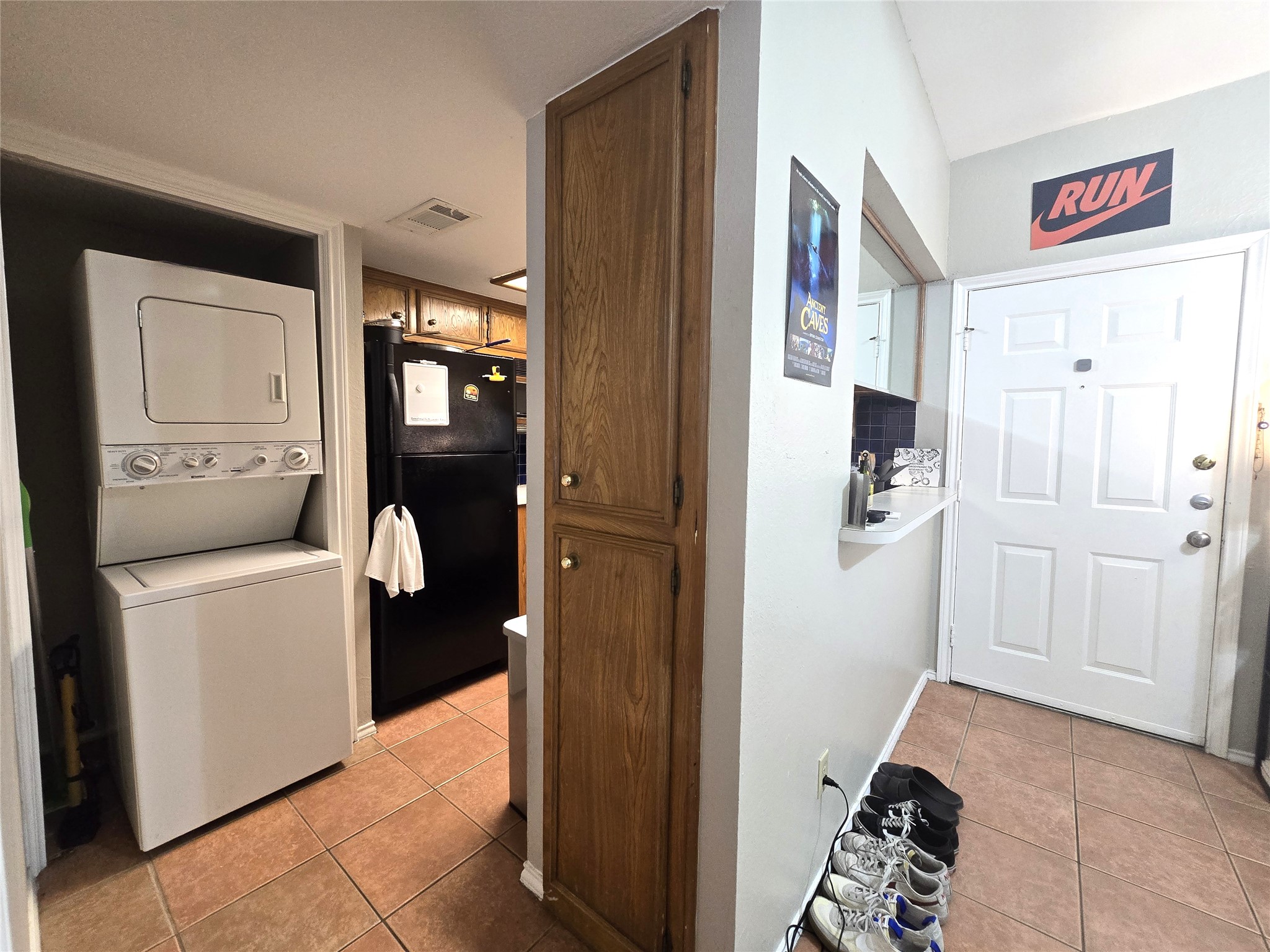 706 West 22nd Street, Unit 307 Austin, TX 78705 - Photo 10 of 20 a room with a washer and dryer