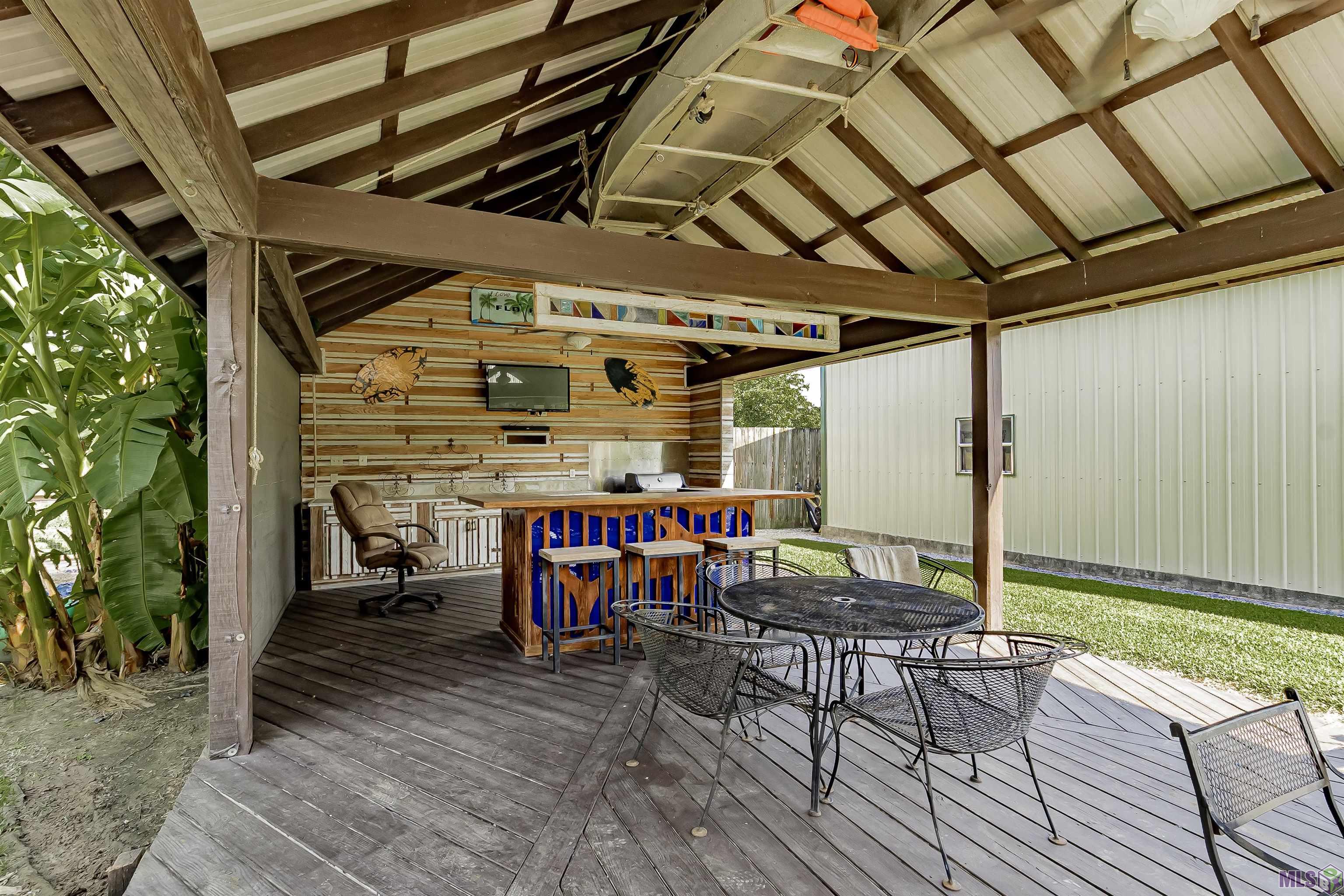 15129 Chenal Road Jarreau, LA 70749 - Photo 3 of 24