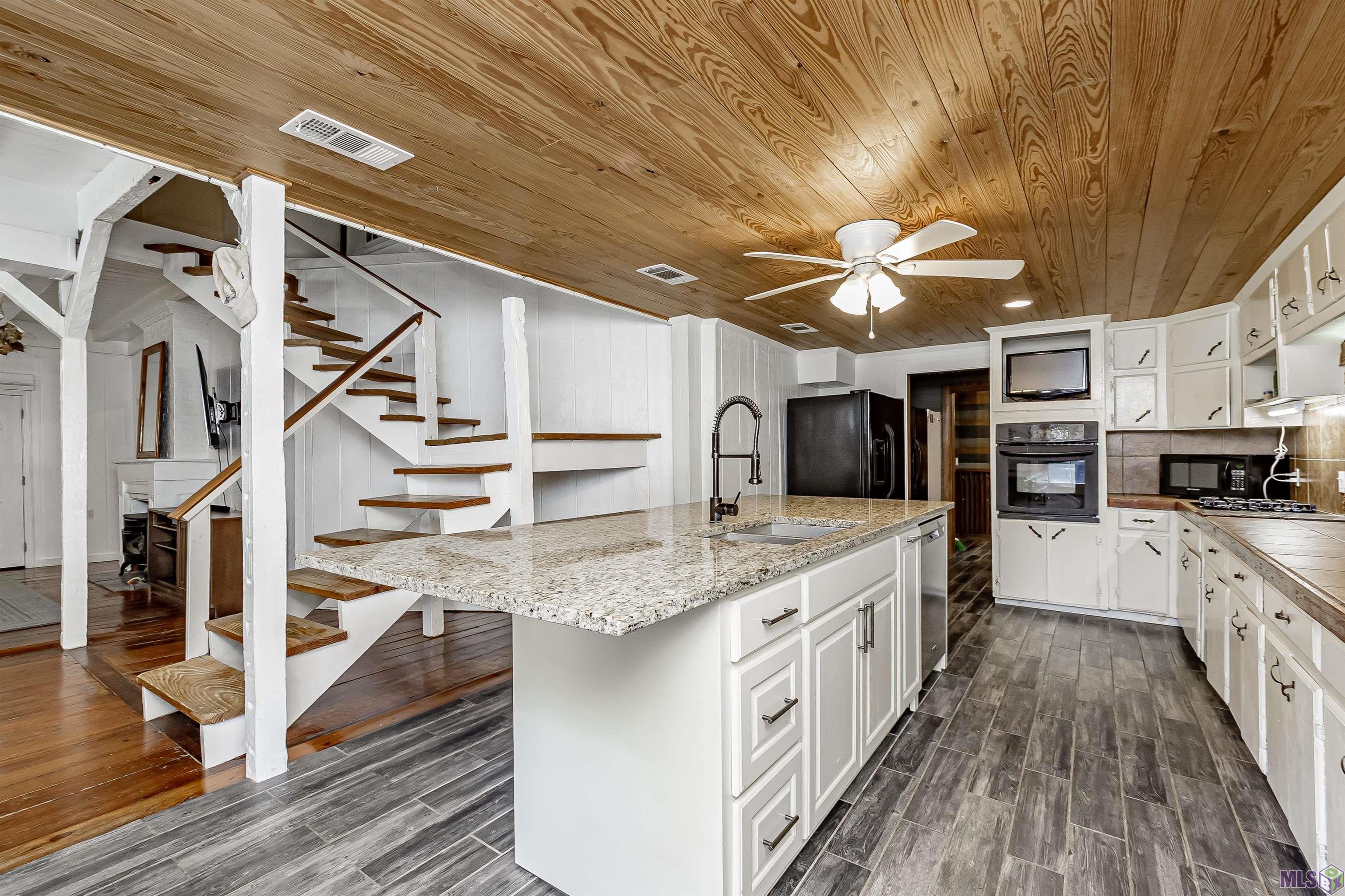 15129 Chenal Road Jarreau, LA 70749 - Photo 5 of 24