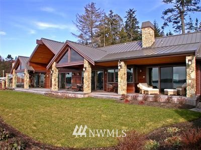 4425 Anaco Beach Road Anacortes, WA 98221 - Photo 1 of 1 Gallery Image 1