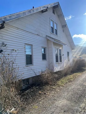 $89,900 | 1463 Jefferson Road, Jefferson, PA 15344