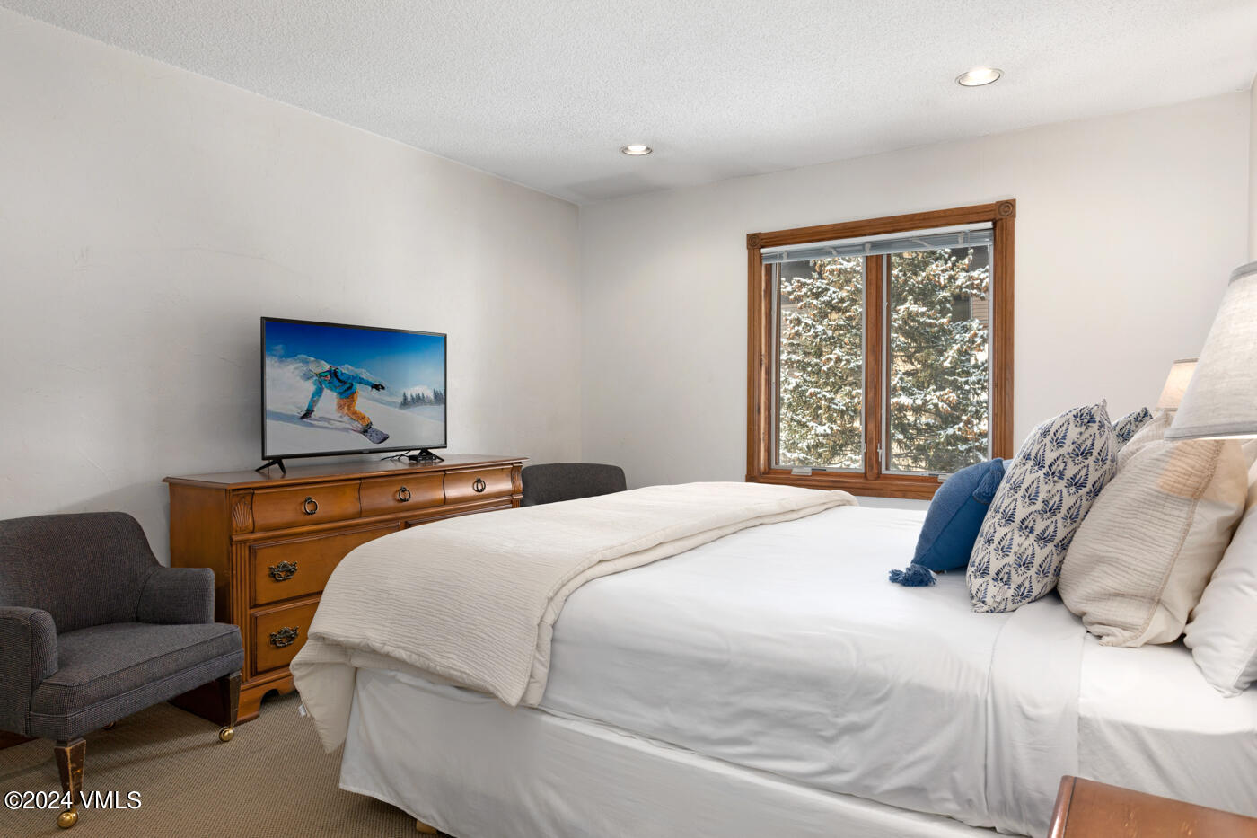 548 South Frontage Road West, Unit 406 Vail, CO 81657 - Photo 15 of 24 Westwind 406 Primary 2