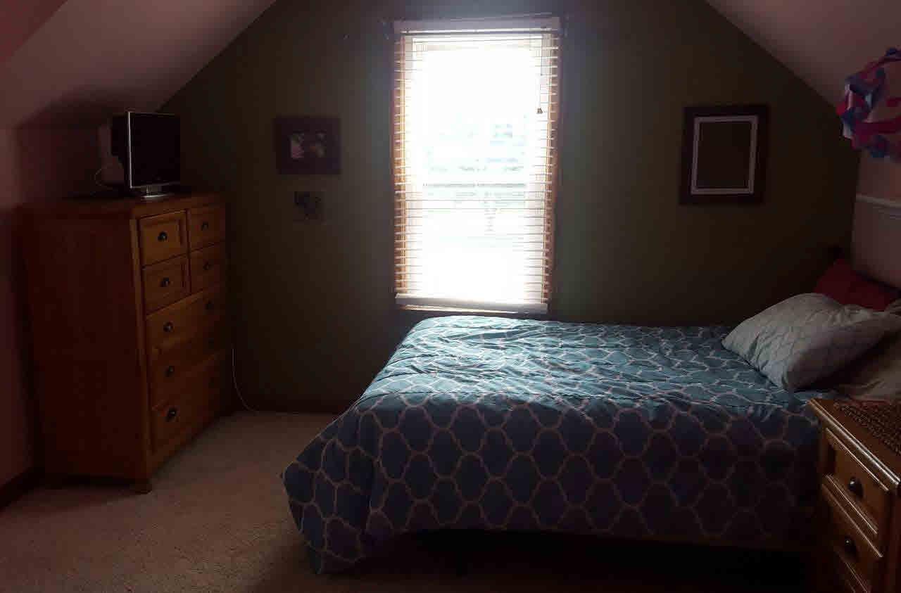 10075 Carpenter Road Flushing, MI 48433 - Photo 20 of 49 21306127-19.JPG