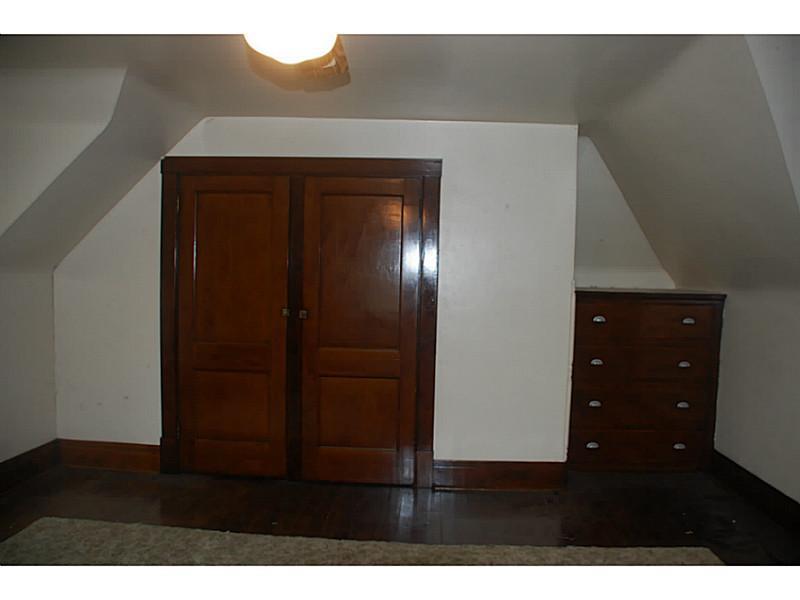 233 Greydon Avenue McKees Rocks, PA 15136 - Photo 14 of 14 Bedroom.