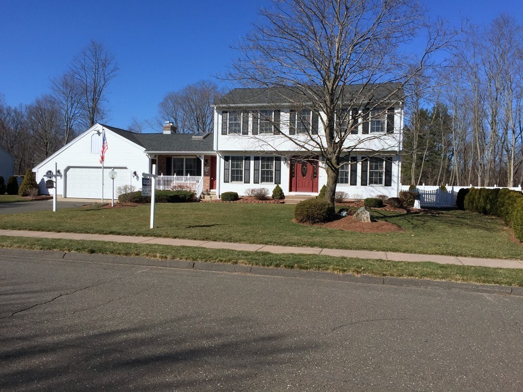35 Rising Street Agawam, MA 01030 - Photo 2 of 29 Gallery Image 2