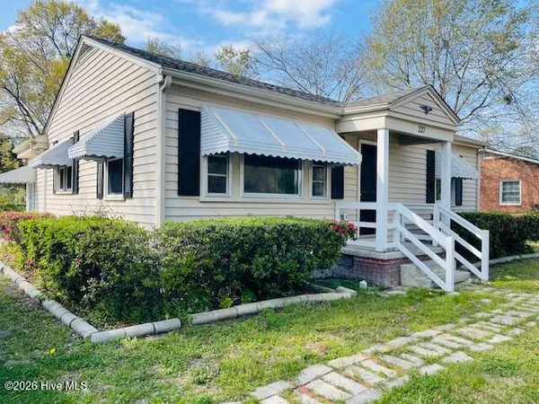 $1,350 | 227 Kenneth Boulevard, Havelock, NC 28532