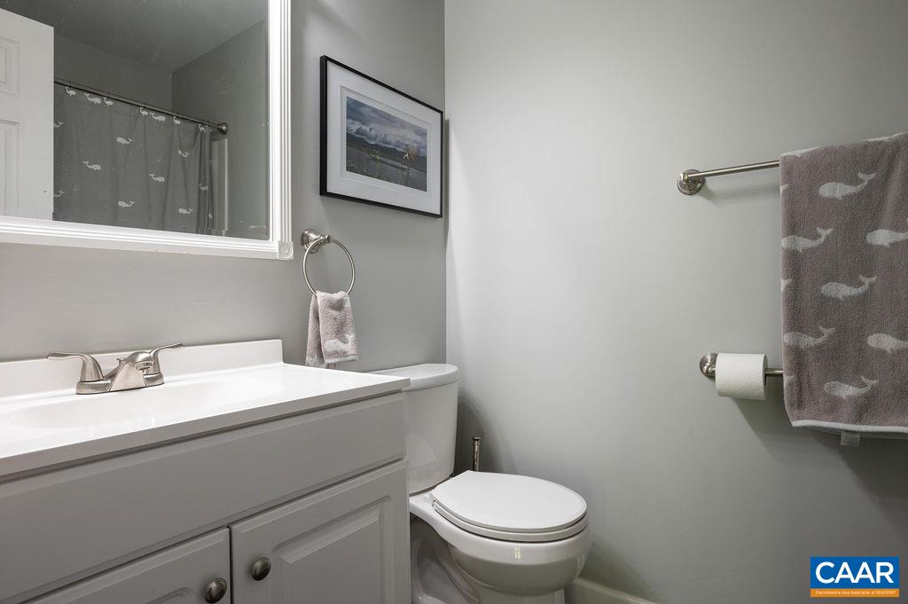 947 Rives Street Charlottesville, VA 22902 - Photo 12 of 20 Gallery Image 12