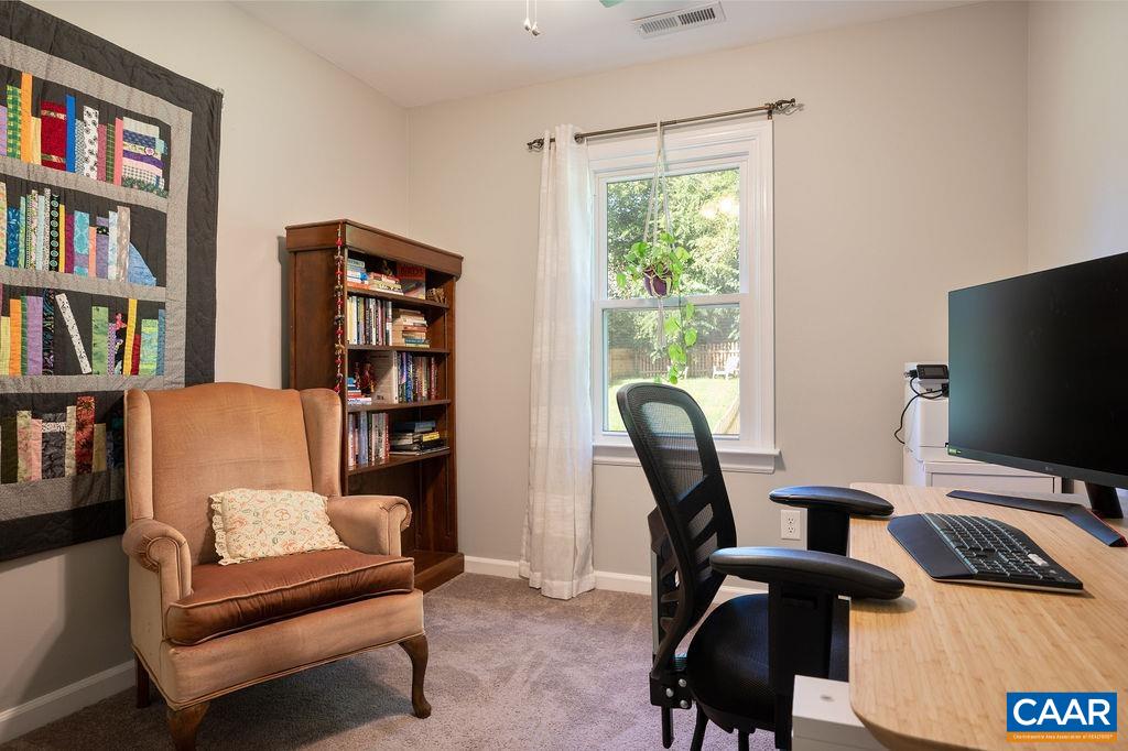 947 Rives Street Charlottesville, VA 22902 - Photo 13 of 20 Gallery Image 13