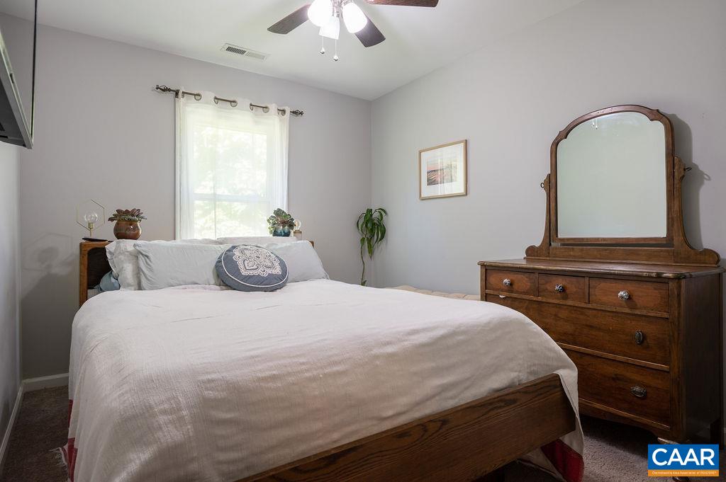 947 Rives Street Charlottesville, VA 22902 - Photo 14 of 20 Gallery Image 14