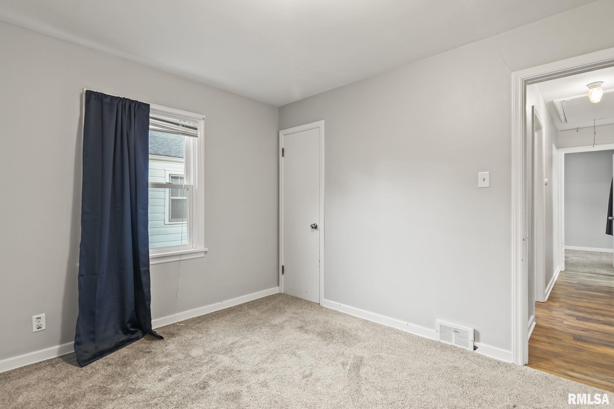 1402 West Marietta Street Decatur, IL 62522 - Photo 14 of 33