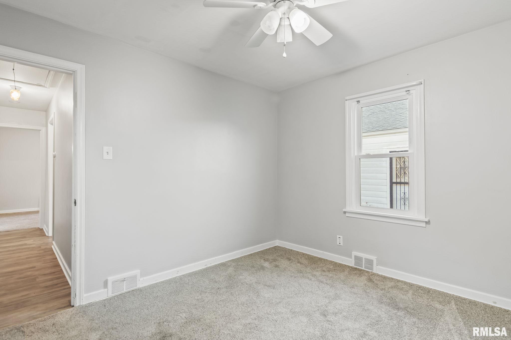 1402 West Marietta Street Decatur, IL 62522 - Photo 16 of 33