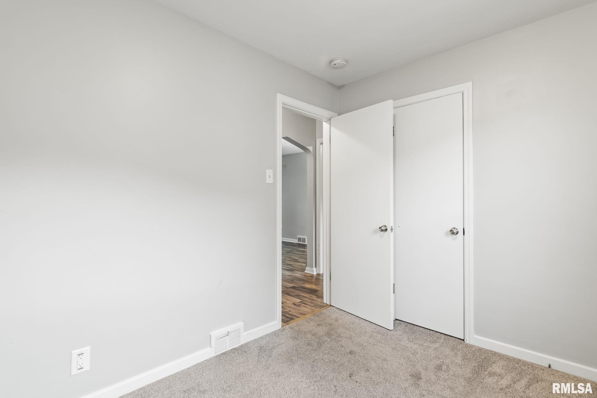 1402 West Marietta Street Decatur, IL 62522 - Photo 19 of 33