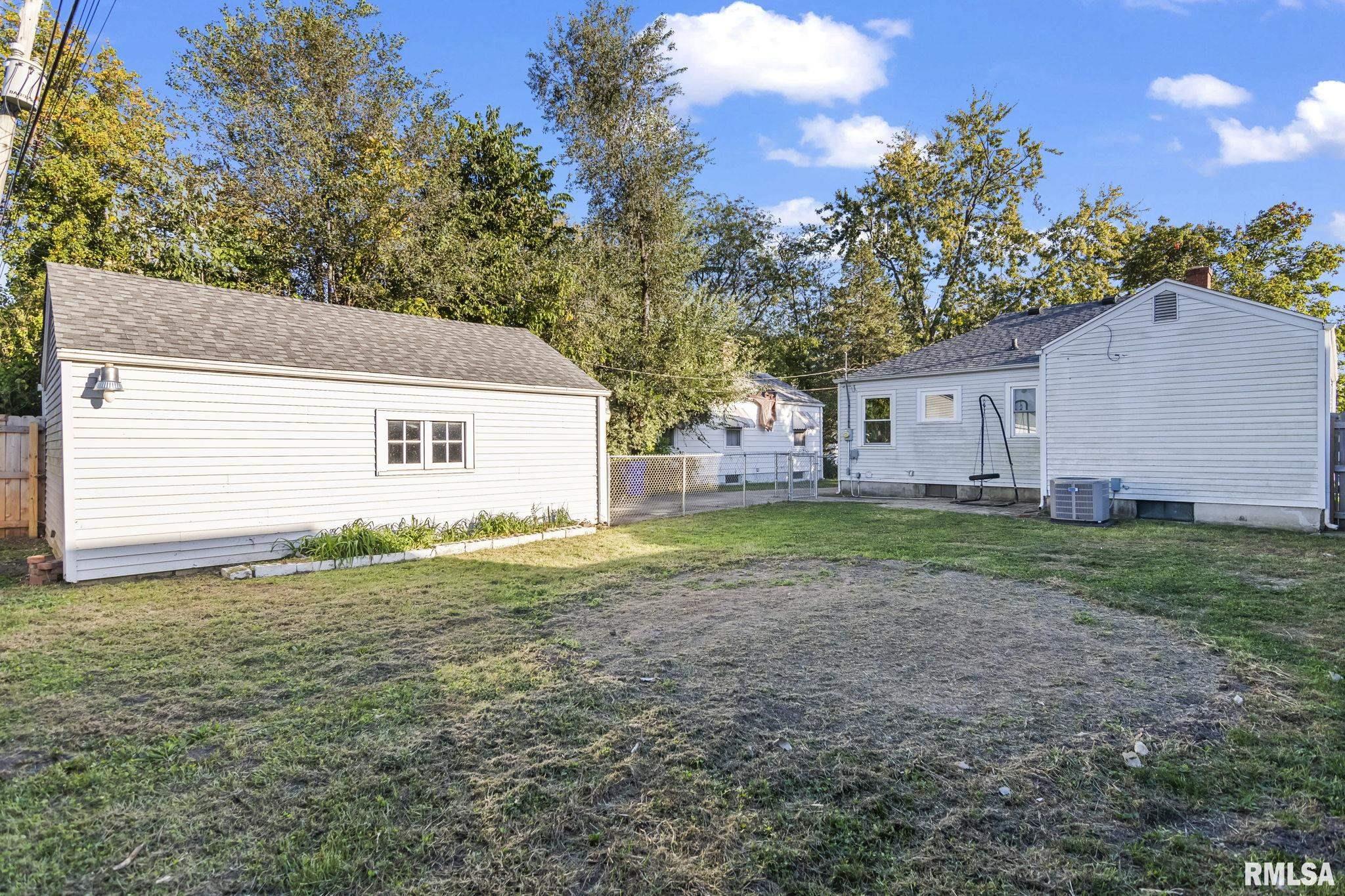 1402 West Marietta Street Decatur, IL 62522 - Photo 32 of 33