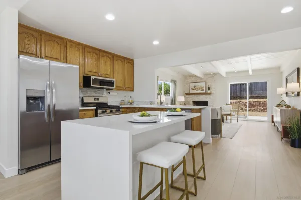 $1,125,000 | 8595 Flanders Drive, San Diego, CA 92126