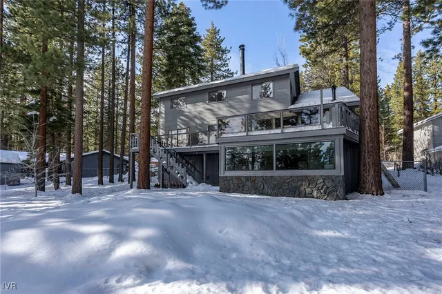 $2,888,000 | 881 Donna Drive, Incline Village, NV 89451