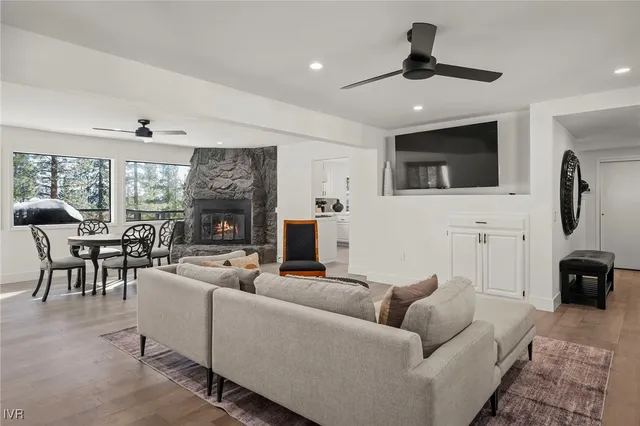 $2,888,000 | 881 Donna Drive, Incline Village, NV 89451