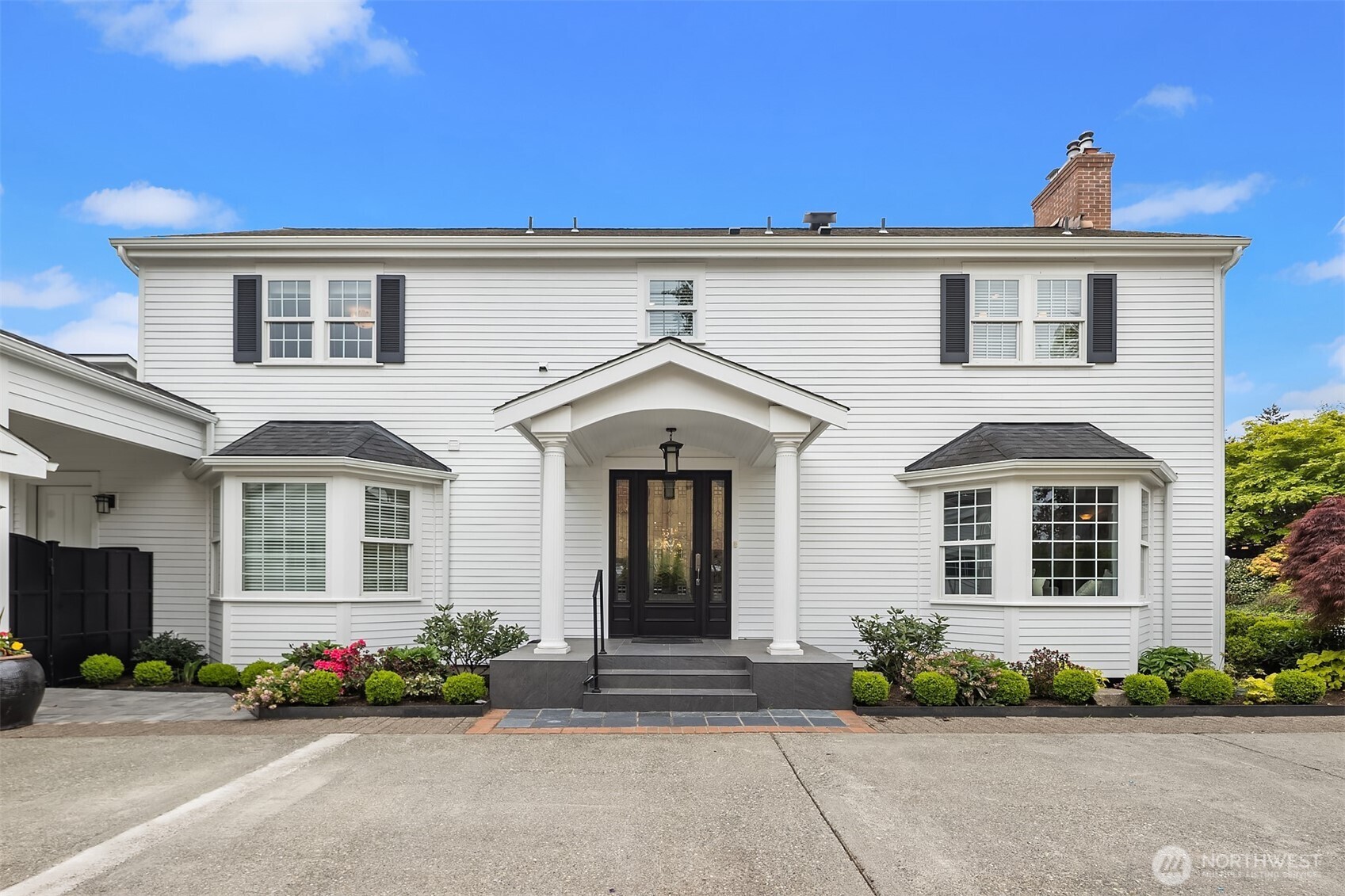 5230 Northeast 75th Street Seattle, WA 98115 - Photo 2 of 40