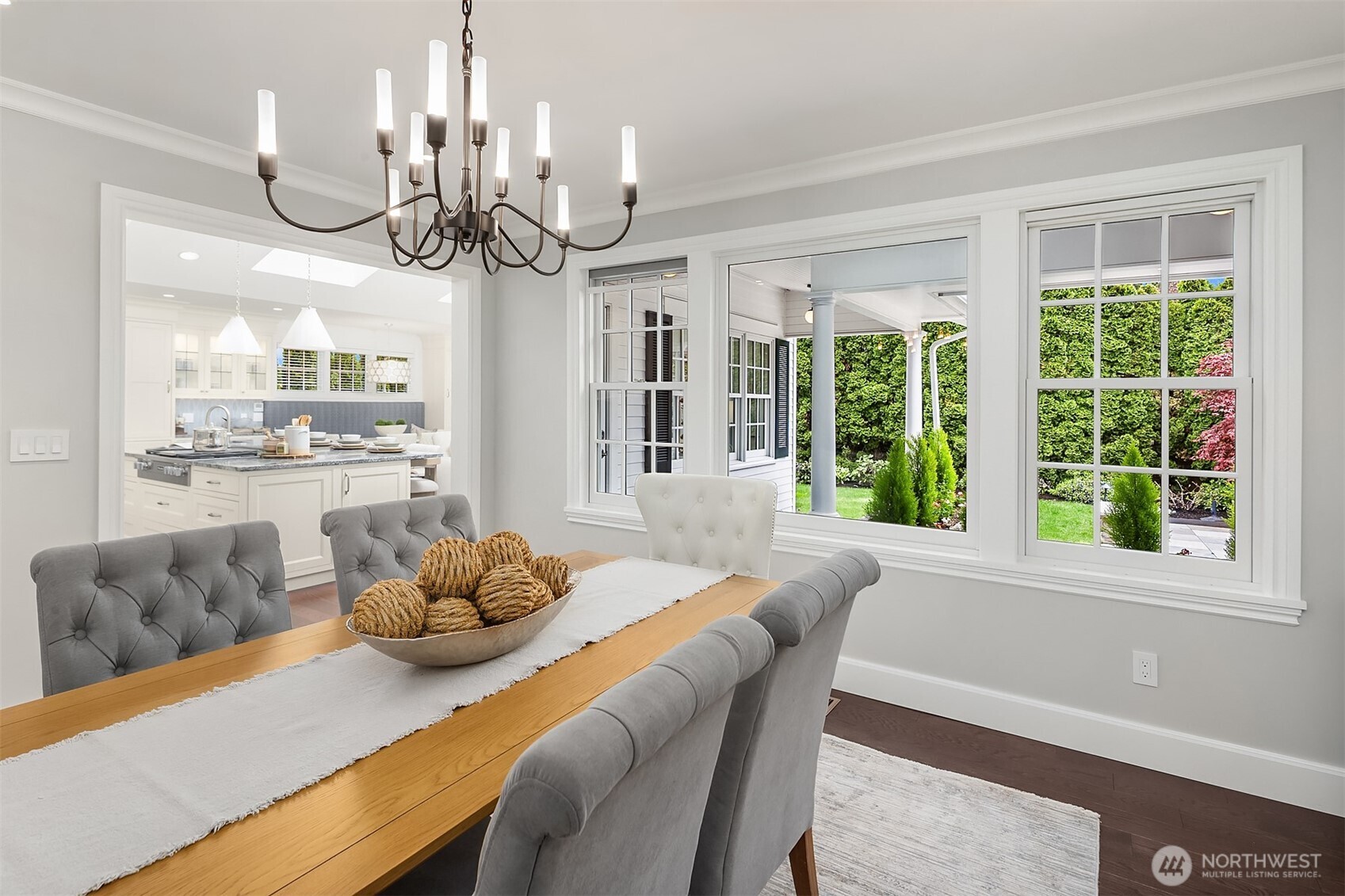 5230 Northeast 75th Street Seattle, WA 98115 - Photo 8 of 40