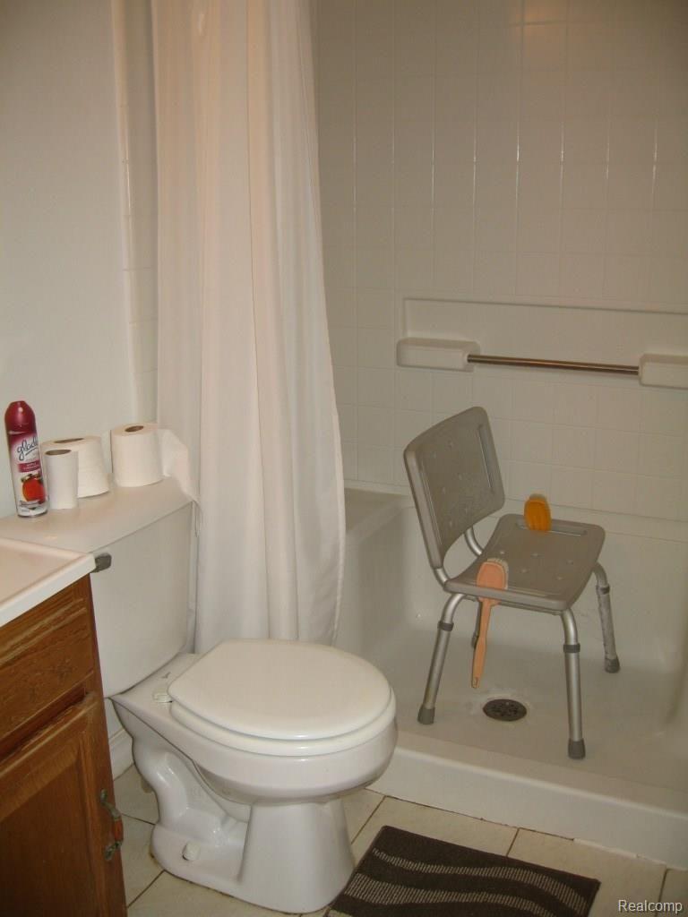 2458 Bingham Road Clio, MI 48420 - Photo 8 of 8 IMG_1765.jpg